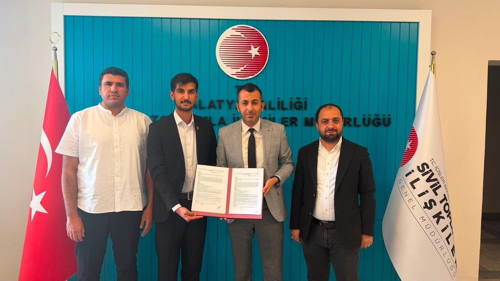 Malatya'da "Ülke Uzmanı Akademisi" Projesi için İmzalar Atıldı