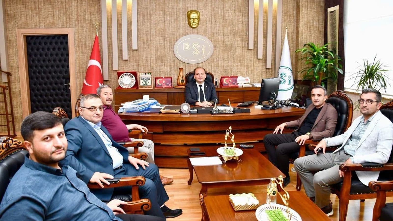 Darende için Yatırım Mesaisi: Başkan Bozkurt Elazığ’da Temaslarda Bulundu